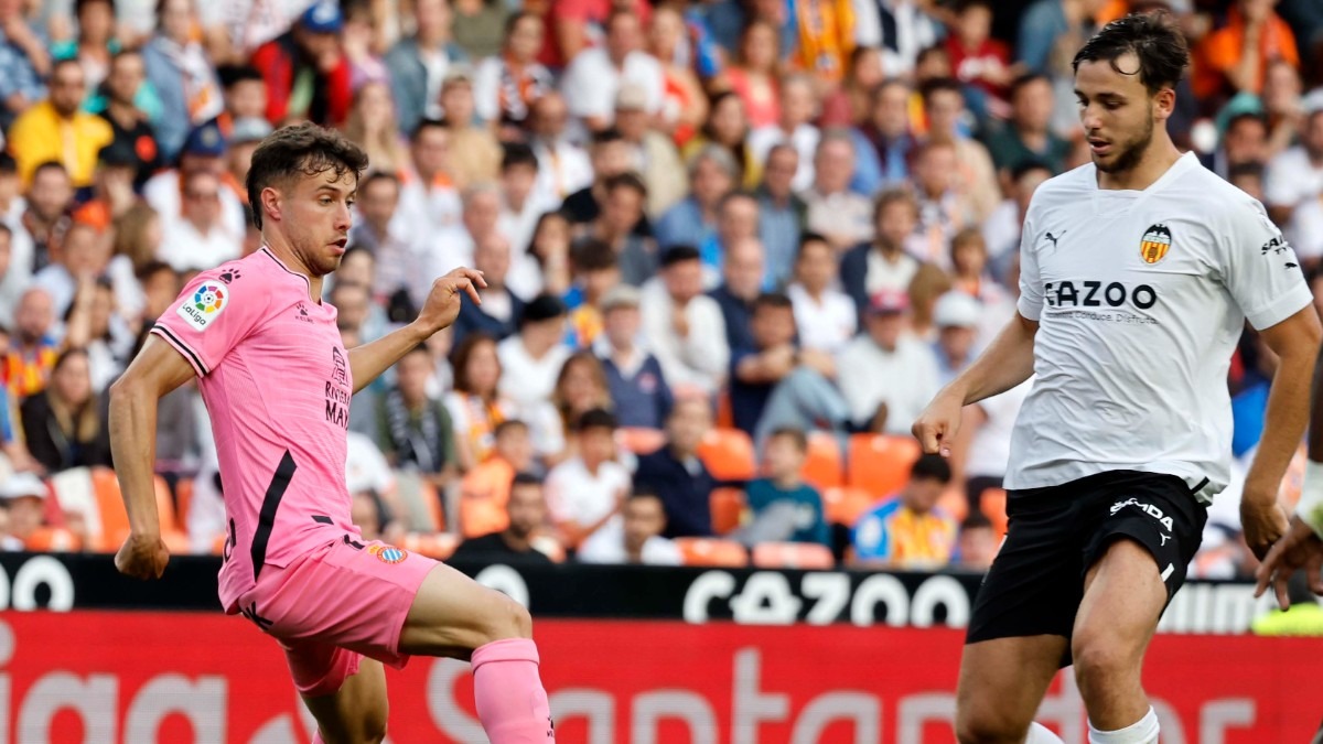 Horario y dónde ver el Valencia CF-Girona CF: Un partido crucial para la permanencia en LaLiga
