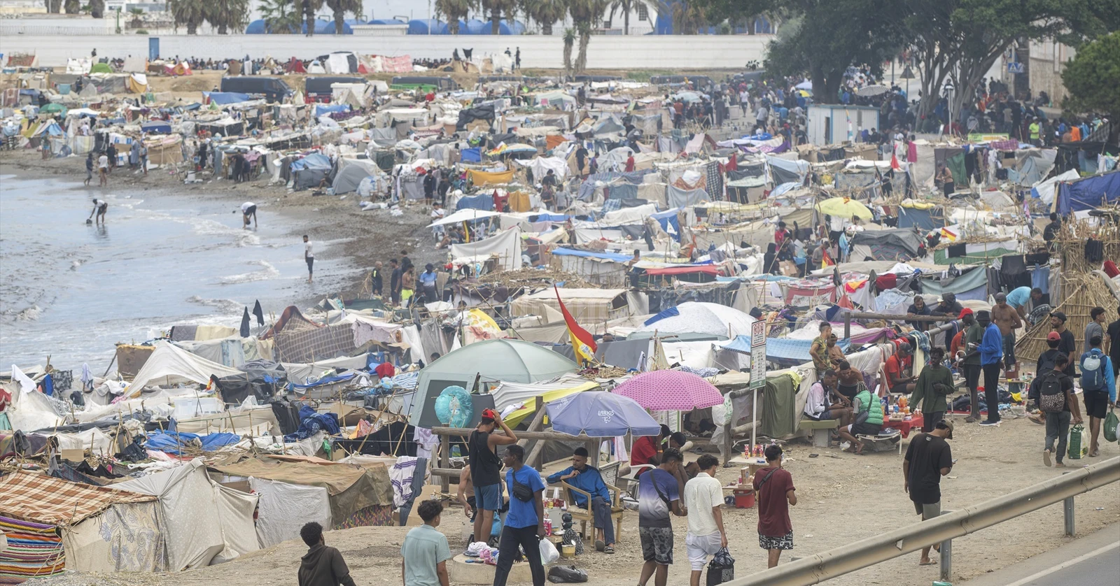 La Audiencia Nacional asume la investigación contra el delegado del Gobierno en Ceuta mientras la crisis migratoria se agrava en la ciudad autónoma