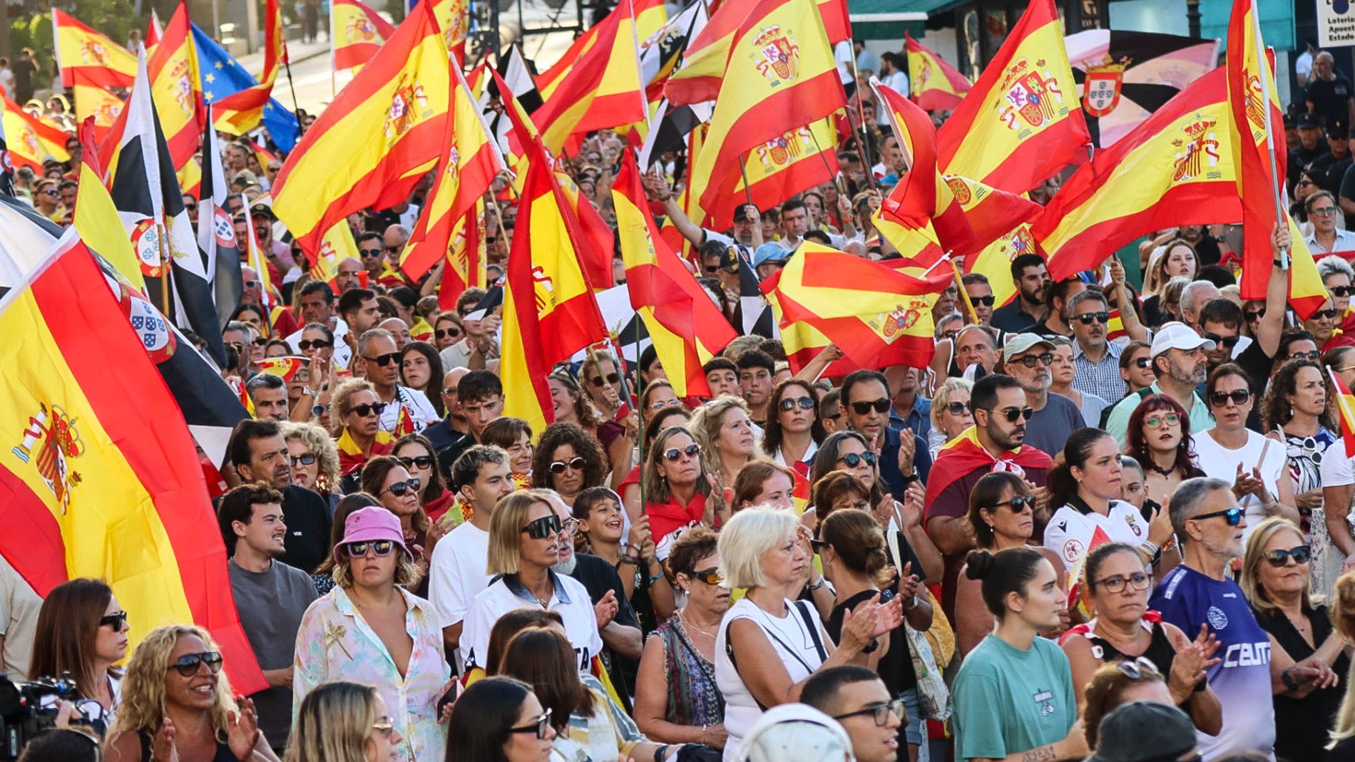 La solidaridad desborda España: El mapa masivo de las manifestaciones por Ceuta sacude el país