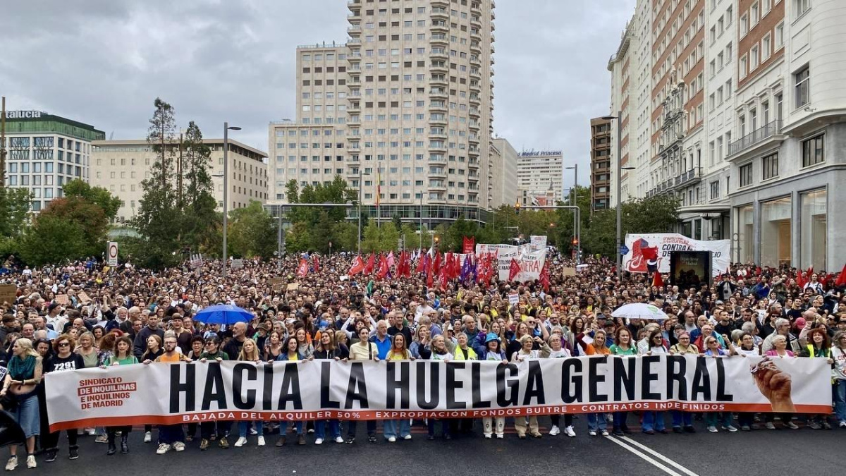España se echa a la calle: el rechazo parlamentario de los decretos de vivienda aviva una movilización masiva en más de 50 ciudades